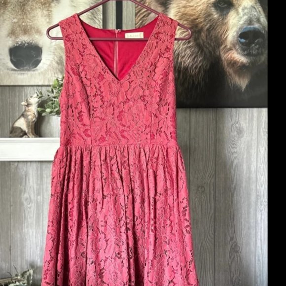 Dresses & Skirts - new dress